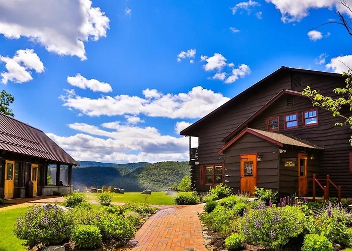 Garnet Hill Lodge