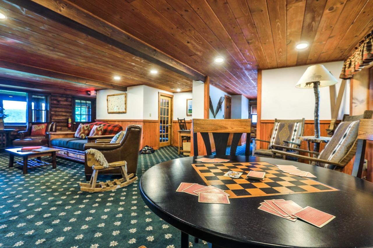 Garnet Hill Resort North River